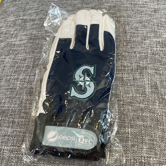 MLB Seattle MarinersUtility Work Gloves - Picture 4 of 8